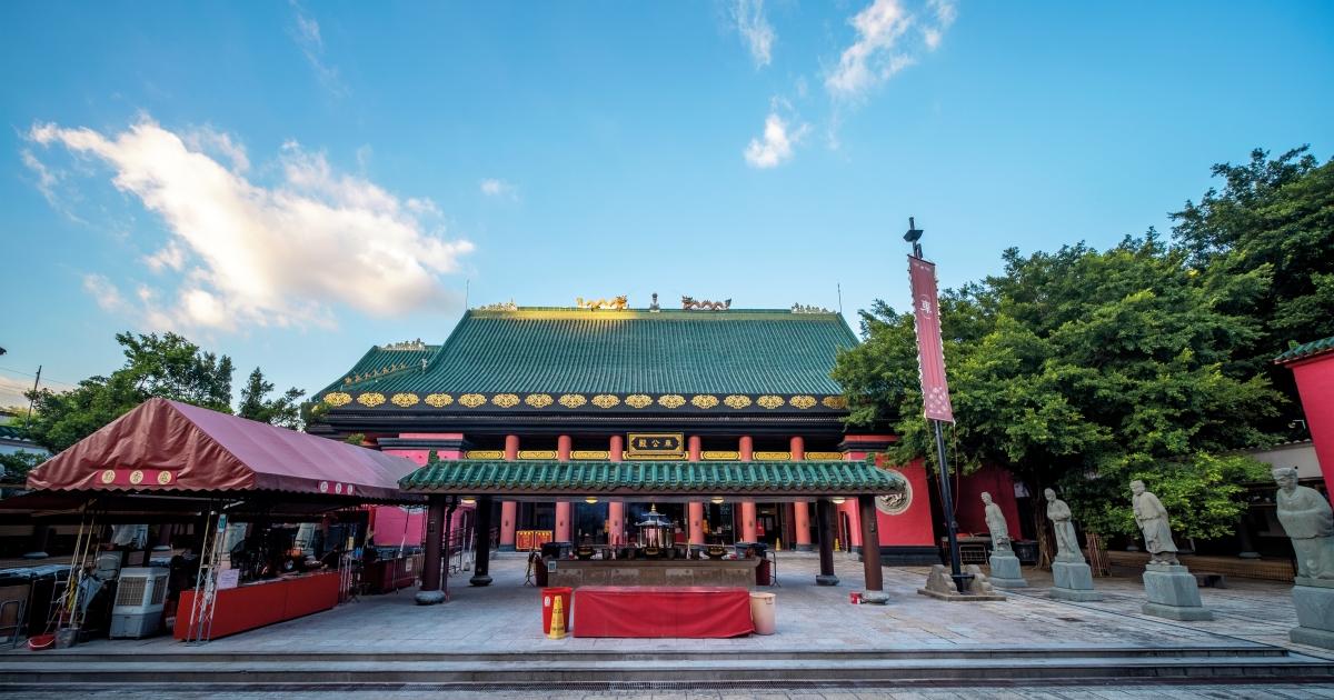 Tian Tan Buddha